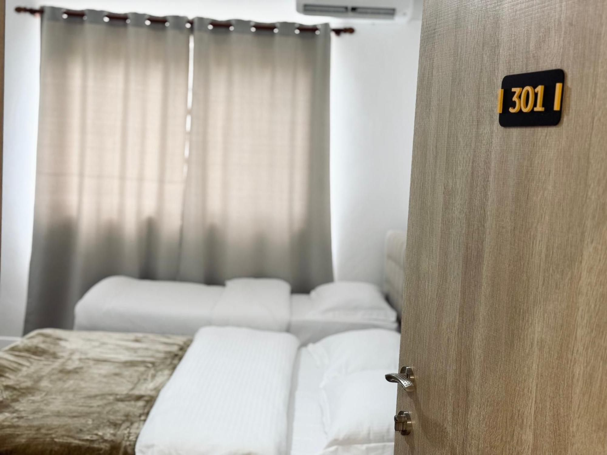 Kutal Park Inn Hotel Permet Bagian luar foto