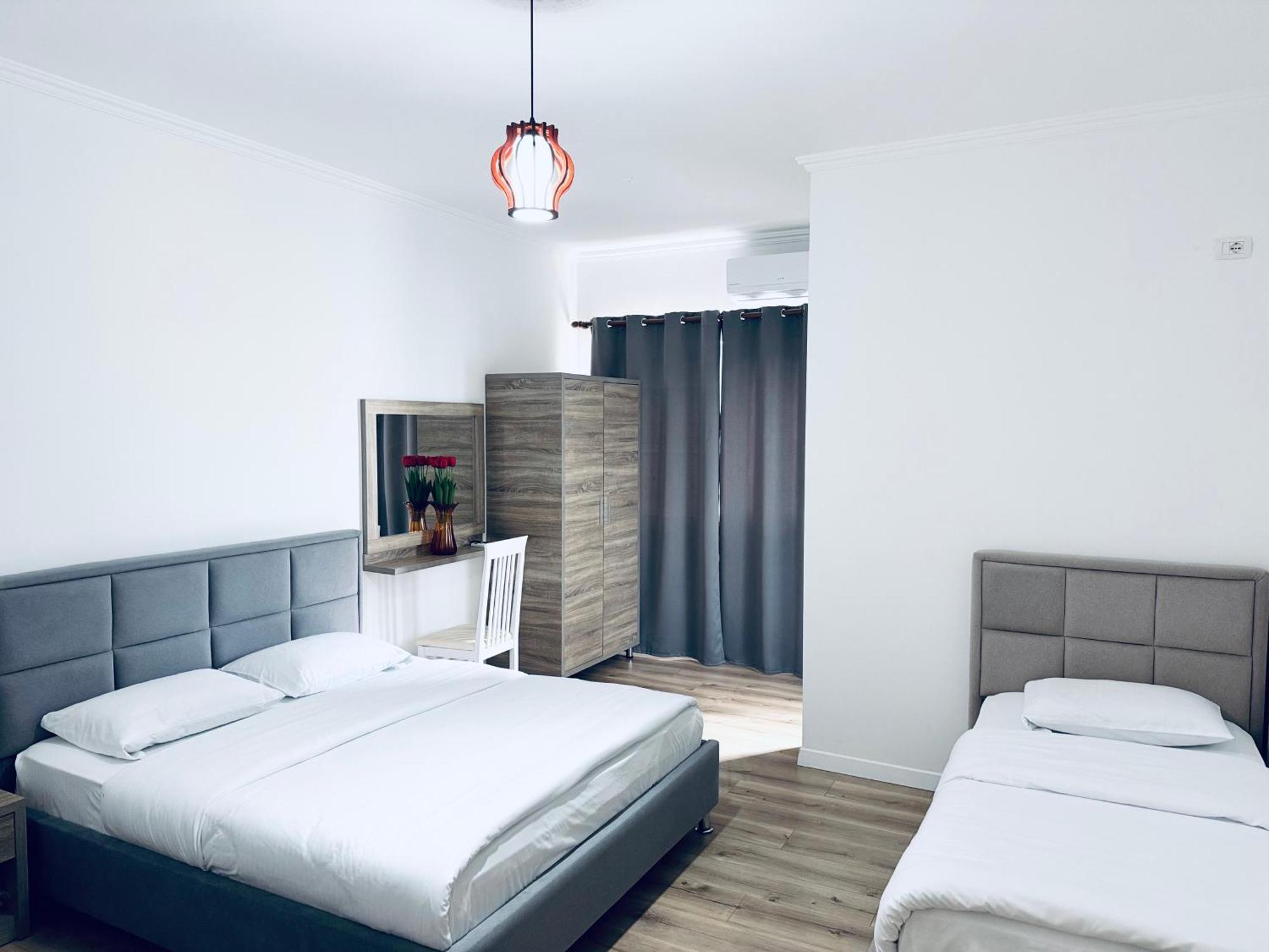 Kutal Park Inn Hotel Permet Bagian luar foto